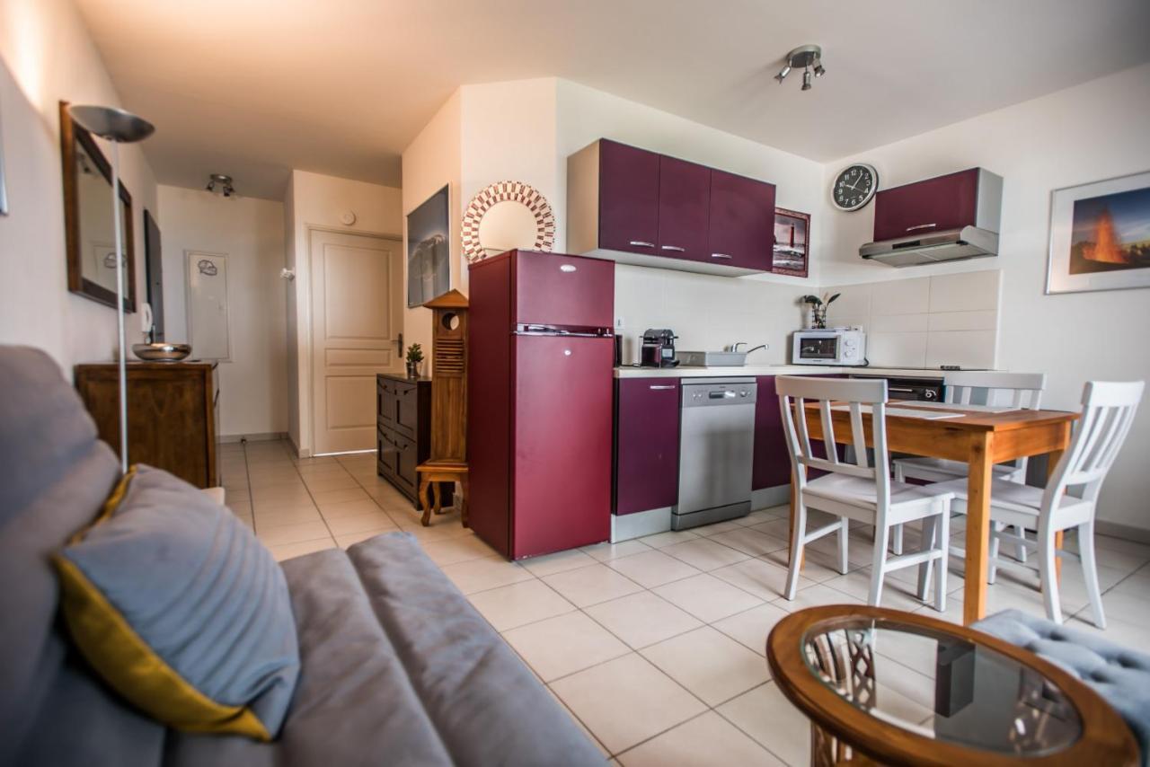 Appartement Le Paille En Queue Saint Pierre Exterior foto